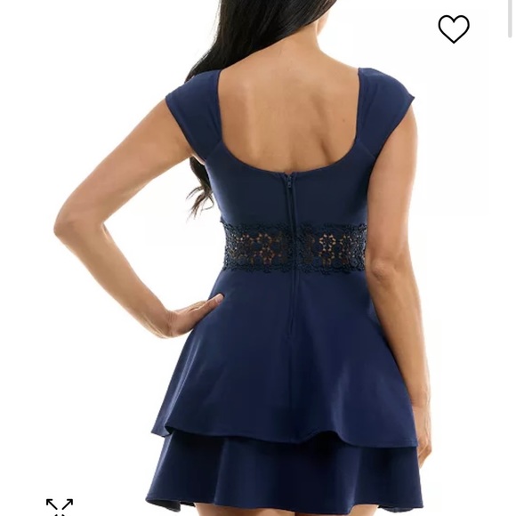 Good used condition 🌻Juniors' Lace-Trim Cap-Sleeve A-Line Dress size 7/8 - Picture 2 of 3